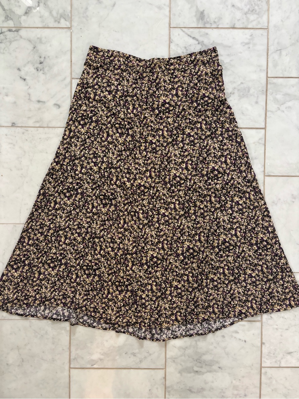 Mango Floral A-Line Midi Skirt in Black and Cream | Size Large